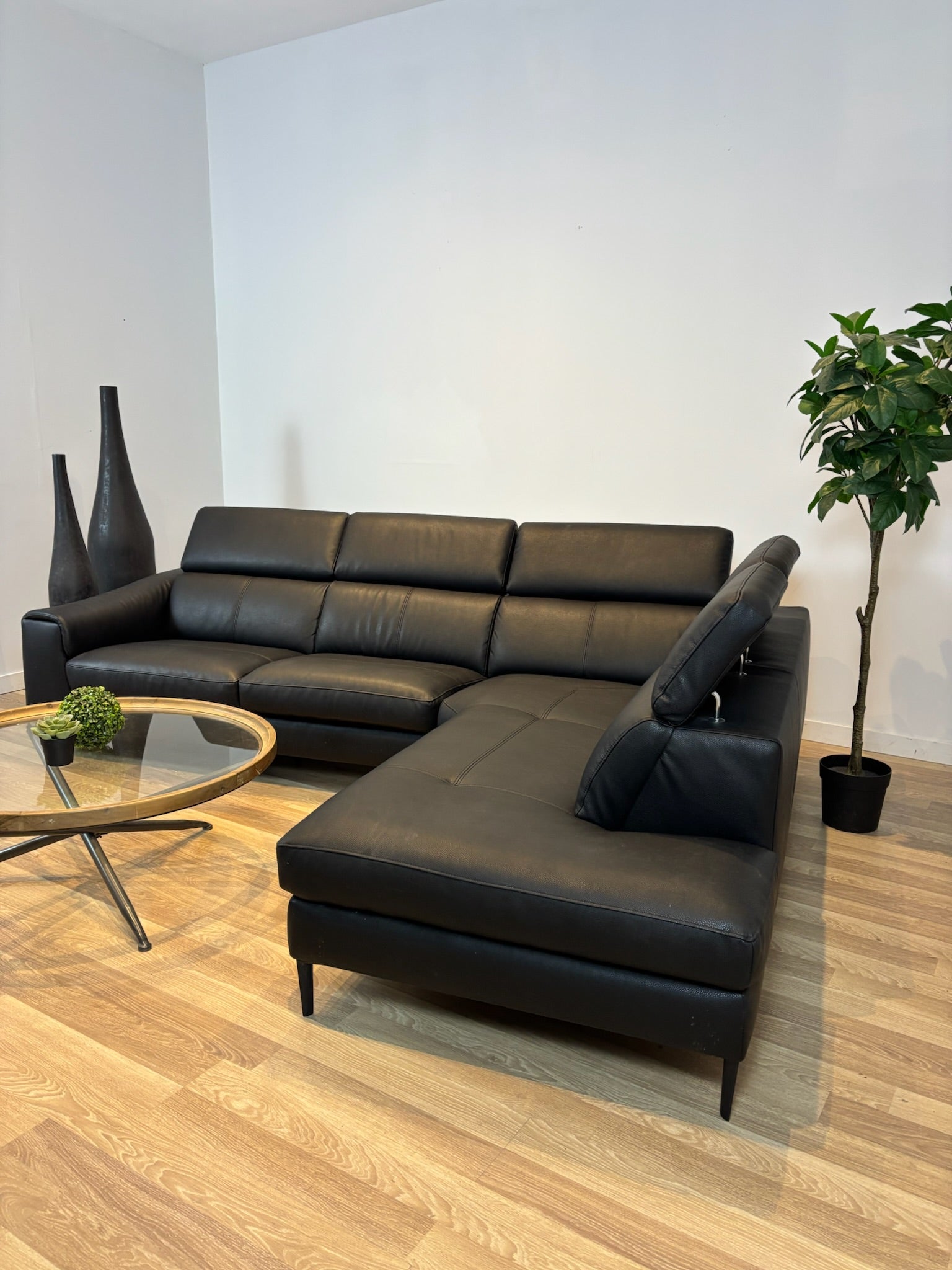 Structube Black Leather Sectional with Adjustable Headrests - IMG_7111.JPG